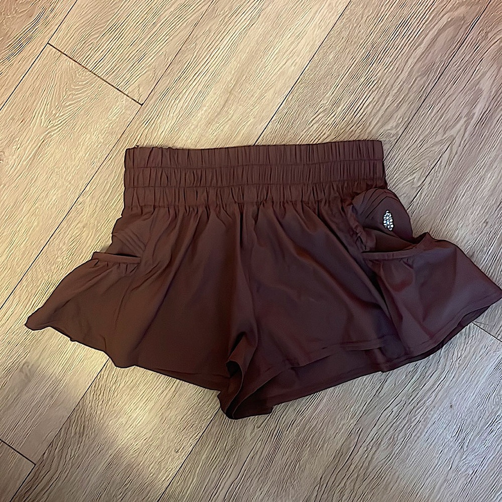 FREE PEOPLE MOVEMENT/ SIZE XS BROWN “GET YOUR FLIRT ON” SHORTS